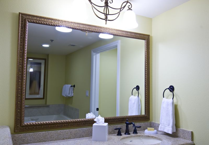 spade mirrors